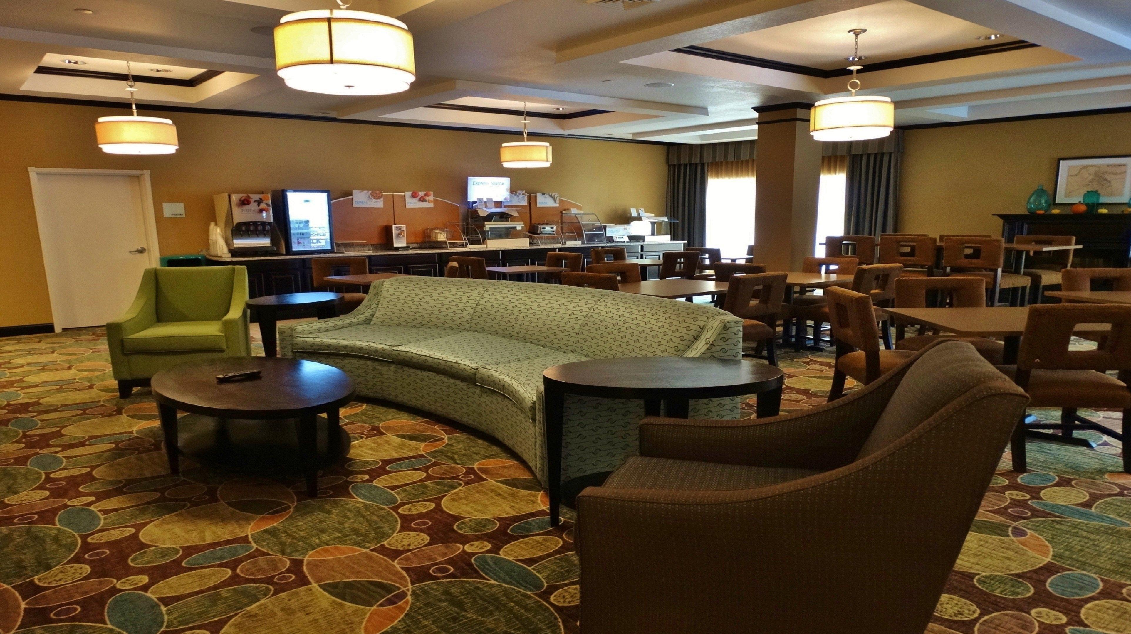 Holiday Inn Express And Suites Montgomery By Ihg Dış mekan fotoğraf