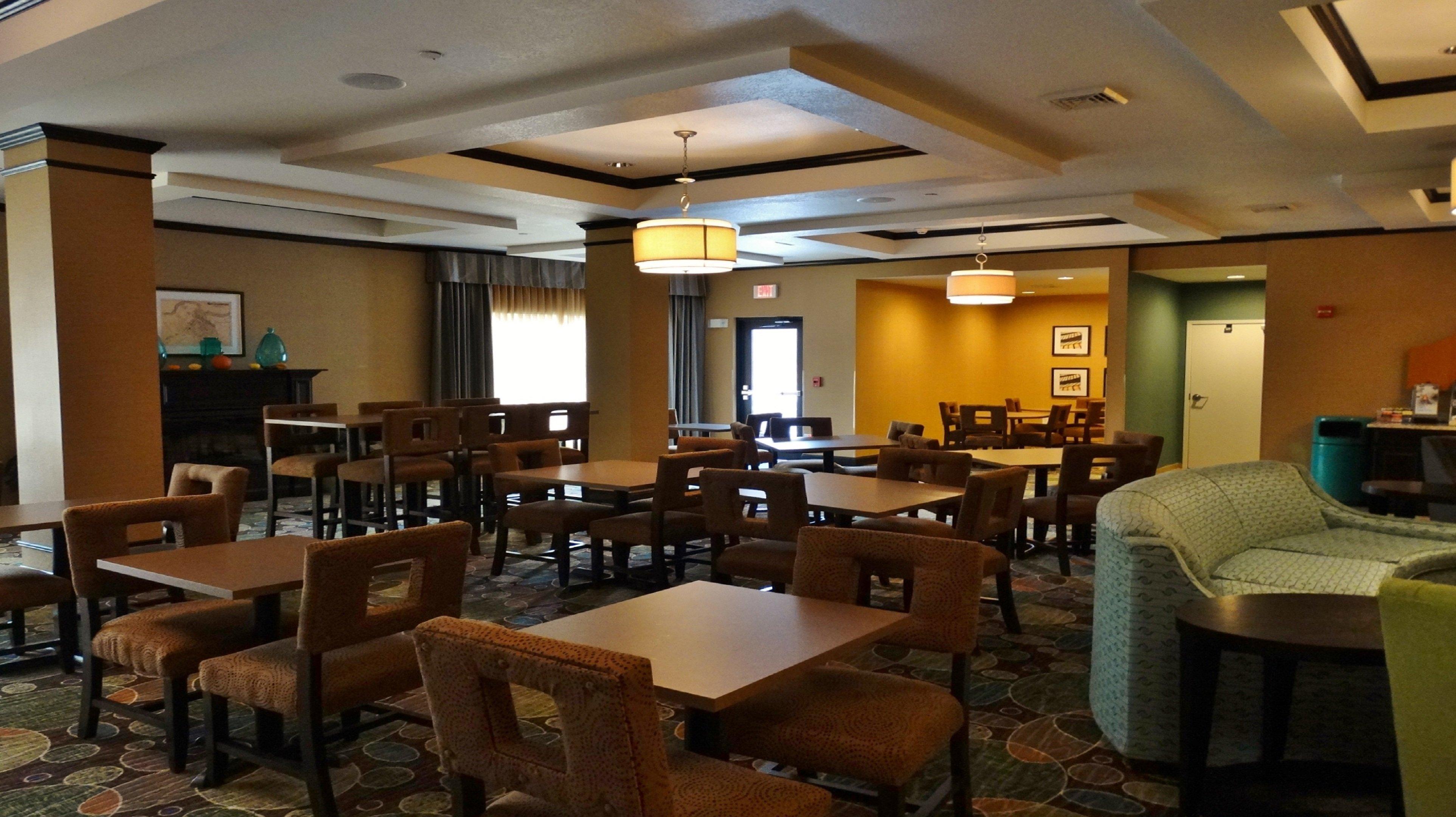 Holiday Inn Express And Suites Montgomery By Ihg Dış mekan fotoğraf