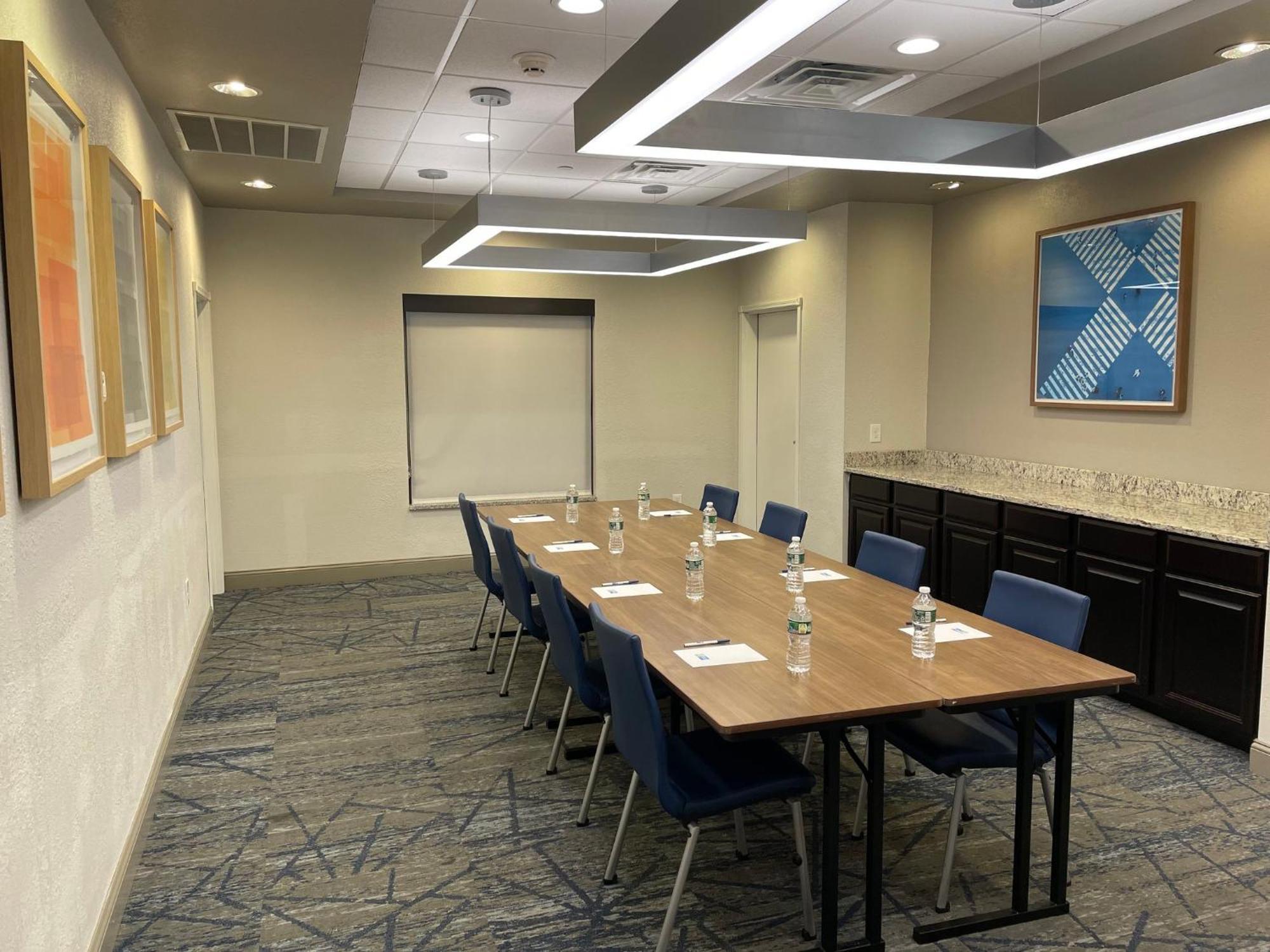 Holiday Inn Express And Suites Montgomery By Ihg Dış mekan fotoğraf